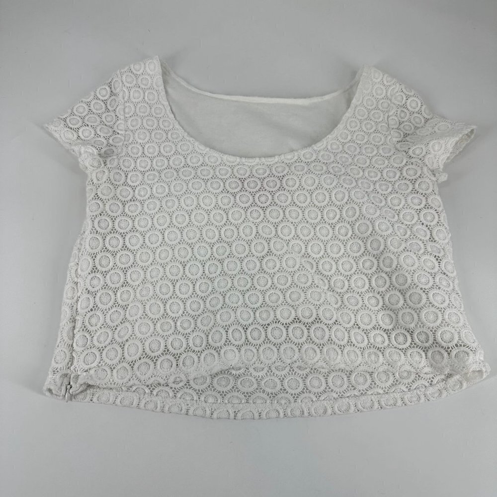 * Lilly Pulitzer for Target White Lace Eyelet Crop Top Size Medium - Picture 6 of 15